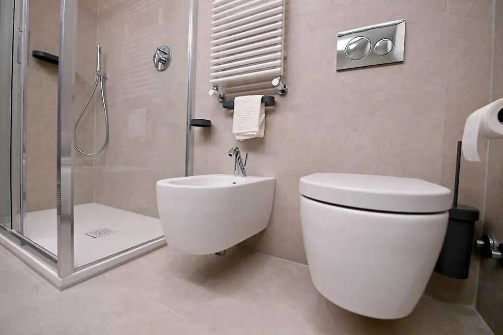 Dolce Vita Apartment 로마 0*,